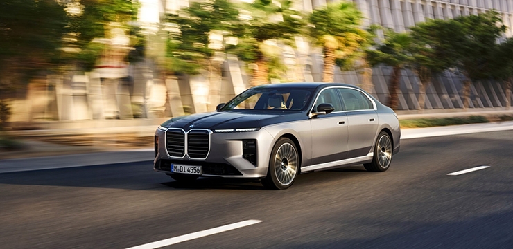 BMW 7 серия, Адаптивная пневмоподвеска 